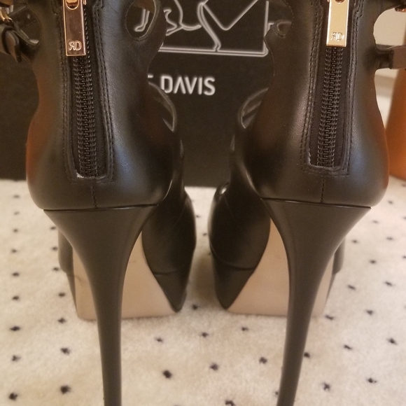 Ruthie Davis Black Heels - Picture 5 of 16